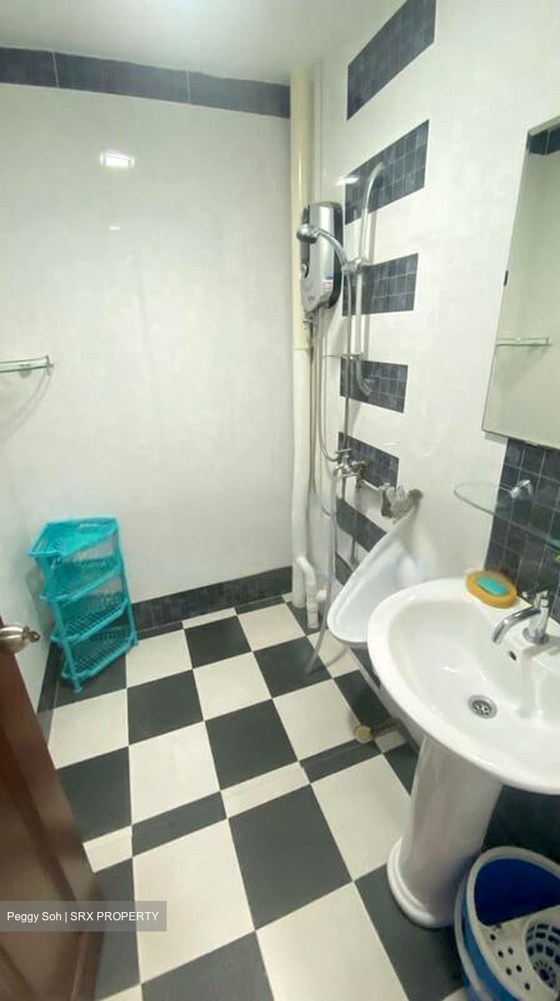 Upper Bukit Timah Road (D21), Apartment #447336231